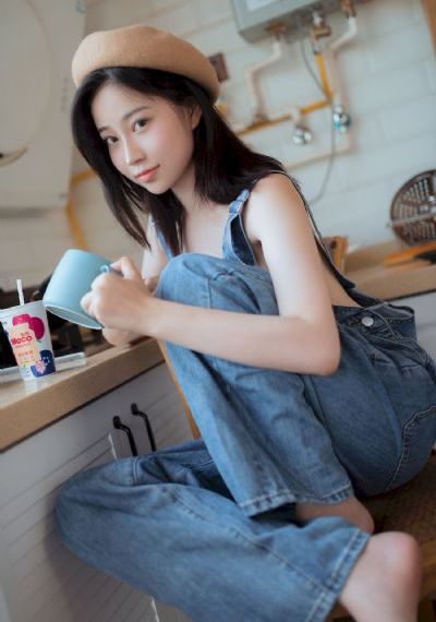 丰满女老板bd高清2